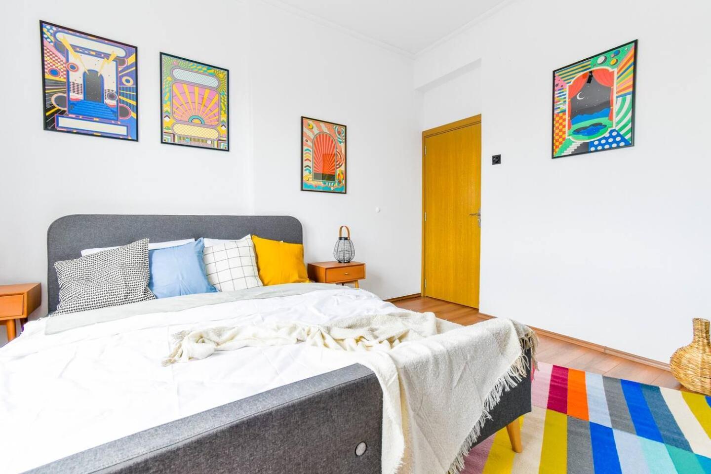Super Fresh! 3Bdr Apartment In Sofia Center'S Artistic Area Exteriör bild